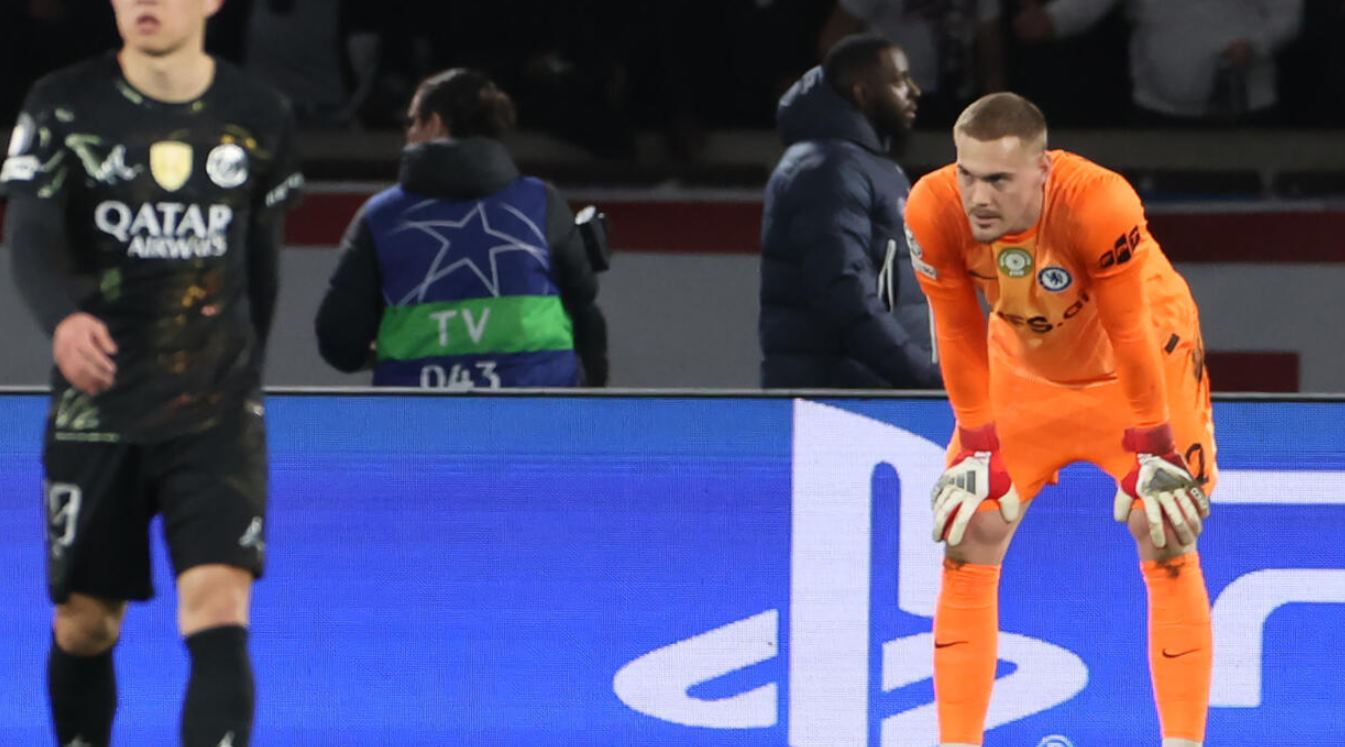 Carragher Sebut Chelsea Sulit Juara Jika Tidak Memperbaiki Posisi Kiper