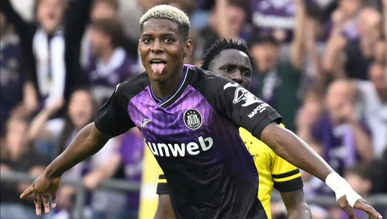 Here We Go! Sunderland Resmi Datangkan Nilson Angulo, Pengganti Adingra Senilai Rp290 Miliar