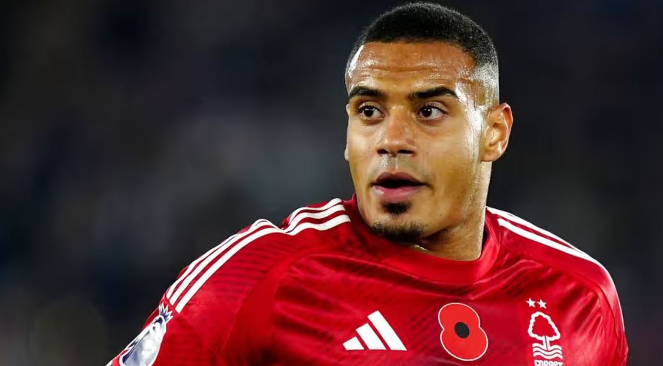 Bukan Bek Biasa, Murillo Masuk Radar Chelsea untuk Proyek Besar Rosenior