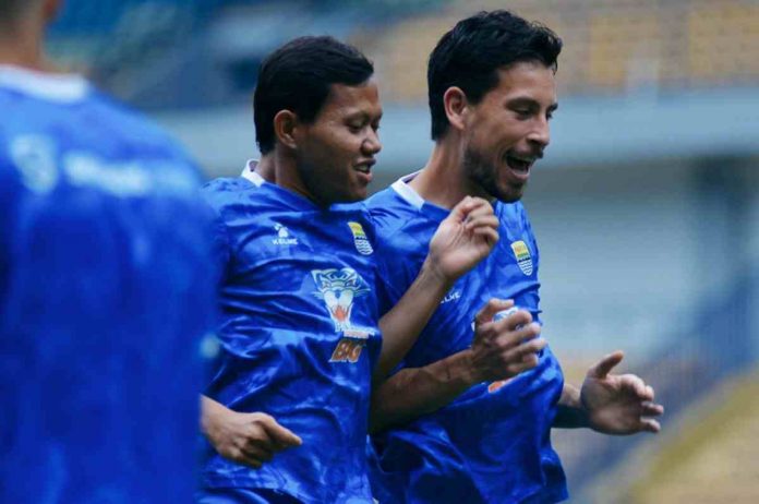 Prediksi Susunan Pemain dan Head to Head Persib Bandung vs PSBS Biak: Peluang Kembali ke Puncak