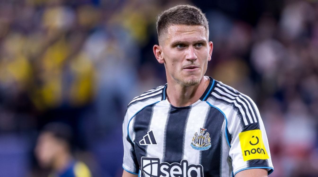 Liverpool Incar Pemain The Magpies Yang Sering Cedera Untuk Perkuat Lini Pertahanan