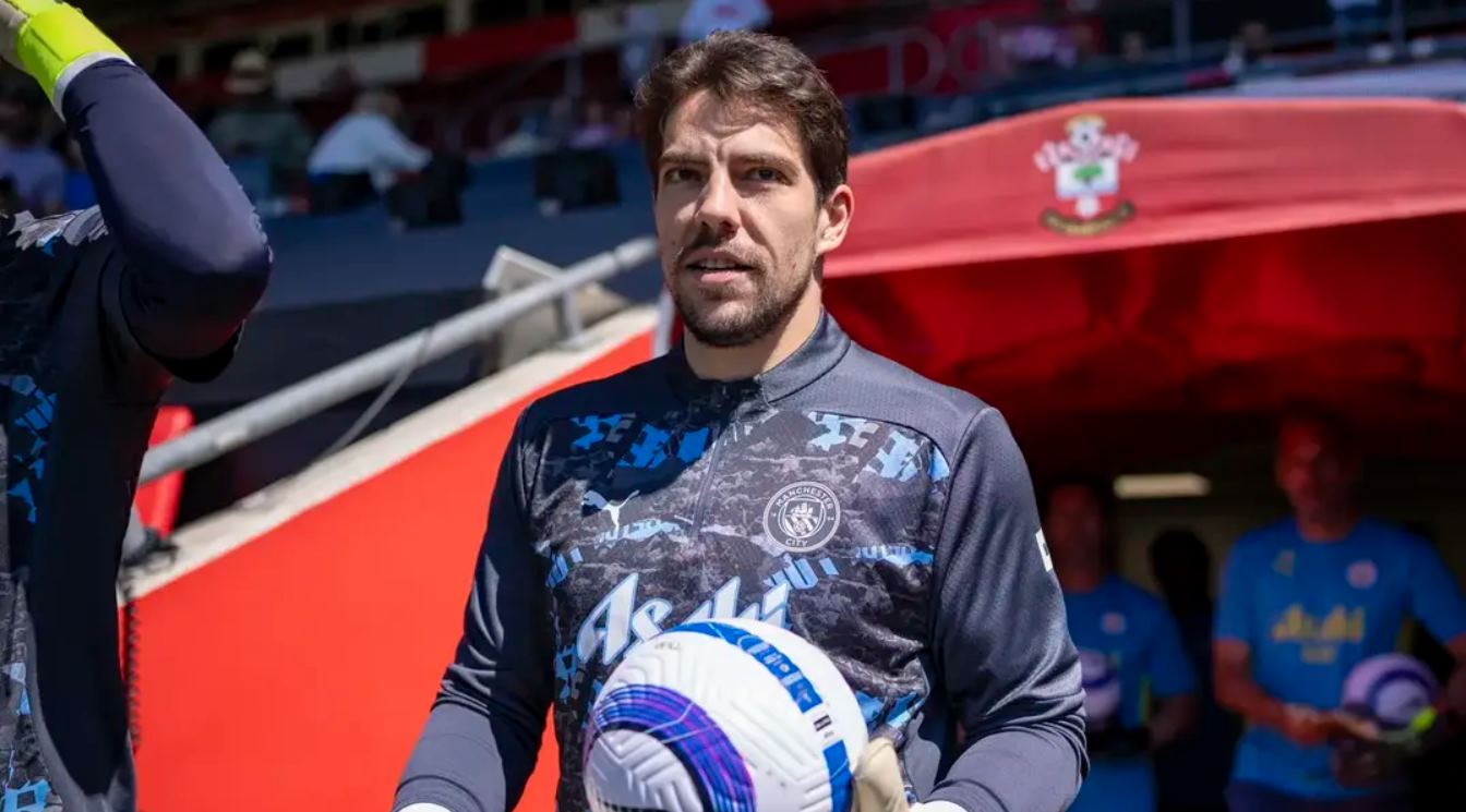 Nottingham Forest Resmi Datangkan Kiper The Cityzens, Stefan Ortega