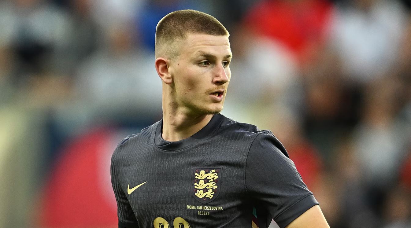 Manchester United Siap Jual Enam Pemain Demi Datangkan Adam Wharton di Menit Terakhir Bursa Transfer?