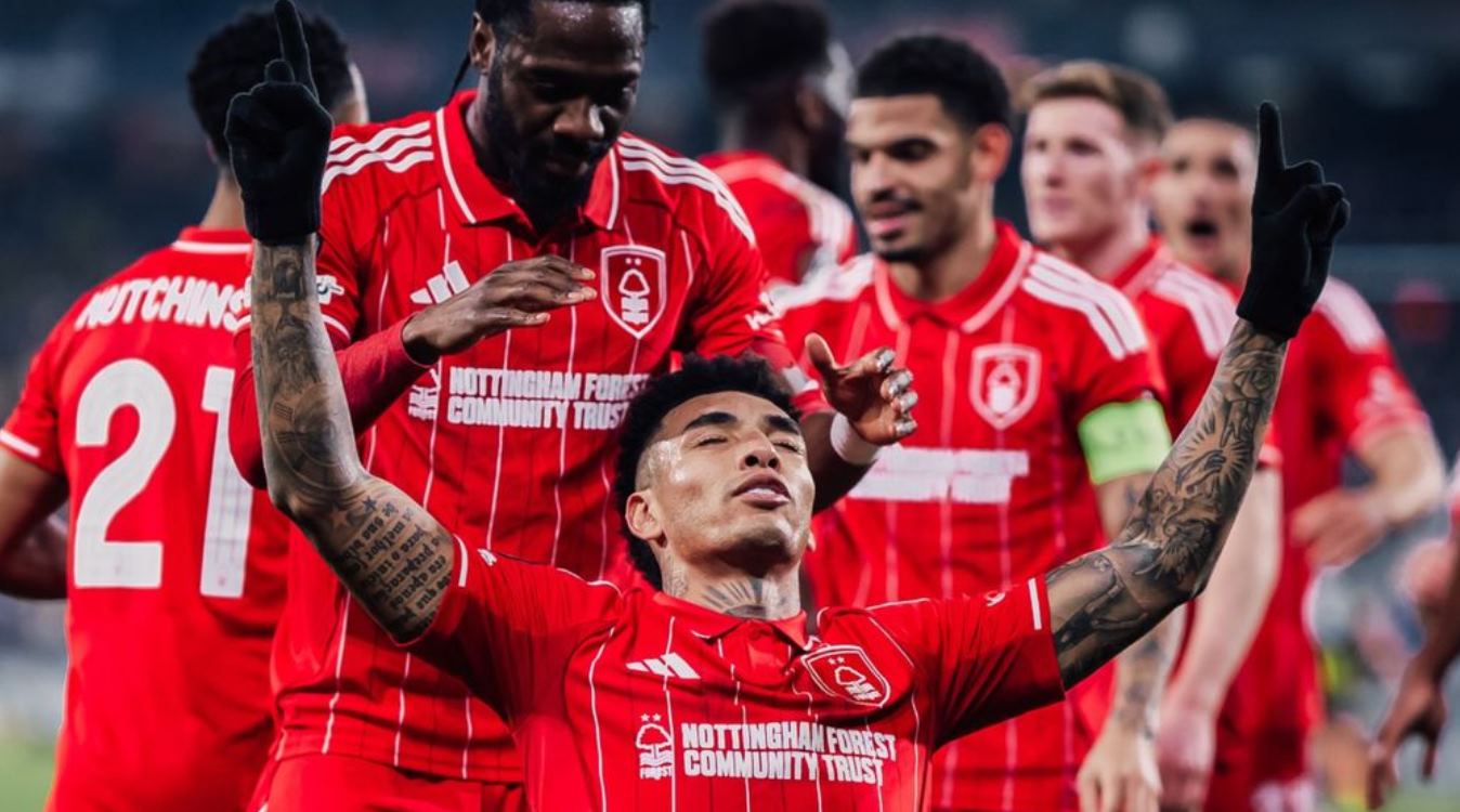 Energi Baru, Identitas Baru: Tiga Gol Tanpa Balas! Awal Manis Pereira Bikin Forest Percaya Diri