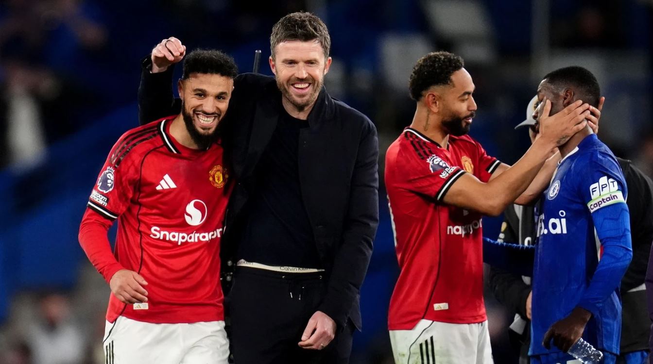 Analisa Cara Carrick Bawa Manchester United Bangkit dan Bungkam Kritikus