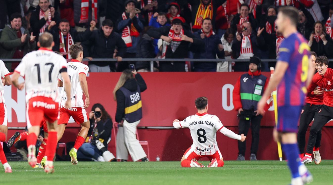 Los Blancos Bersorak! Barcelona Kalah di Montilivi, Puncak Klasemen RESMI Pindah Tangan!